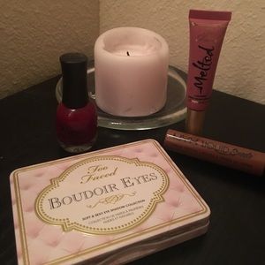Too-Faced lot plus two gifts!
