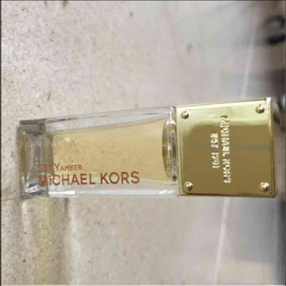 ❗️bundle only item ❗️MK Sexy Amber MINI perfume 🌺 - Picture 4 of 4