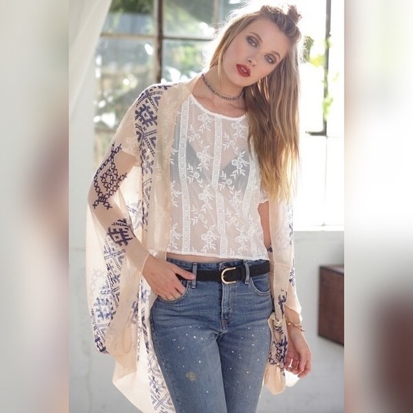 1 Left✔️Boho Embroidered Shawl - Picture 3 of 4