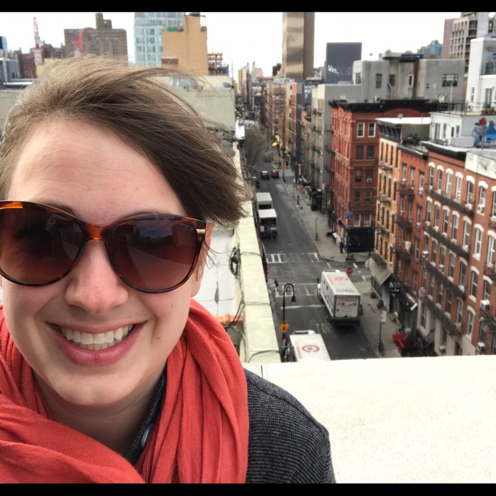 Meet your Posher, Alicia