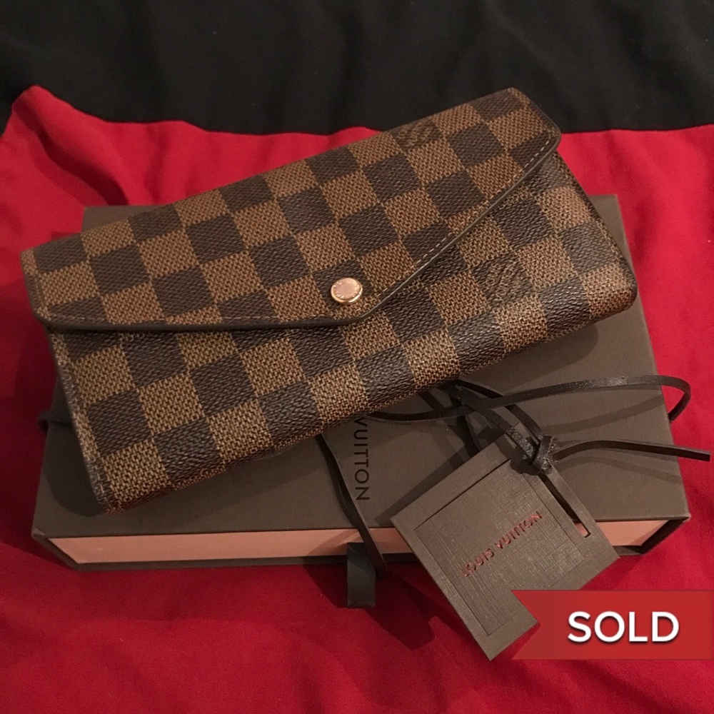 LOUIS VUITTON SARAH WALLET