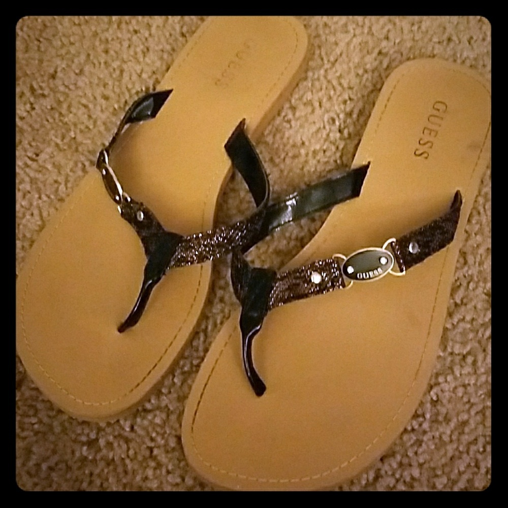Guess Flip Flops