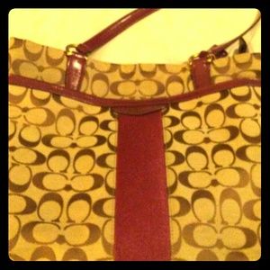 Gently used coach purse perfect condition genuine