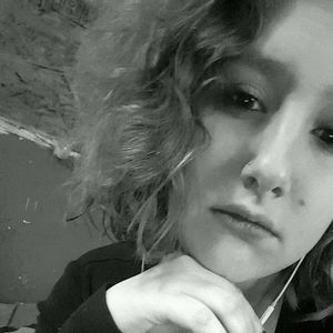 Meet your Posher, Taralynn