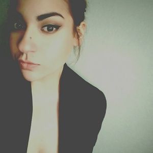 Meet your Posher, Savannah