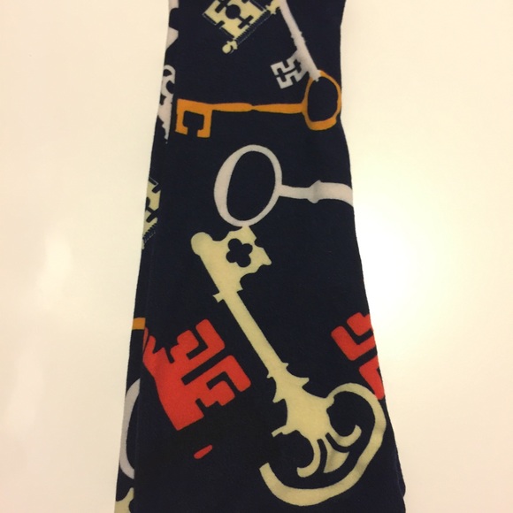 LuLaRoe Kids S/M leggings. Vintage keys NWT - Picture 2 of 2