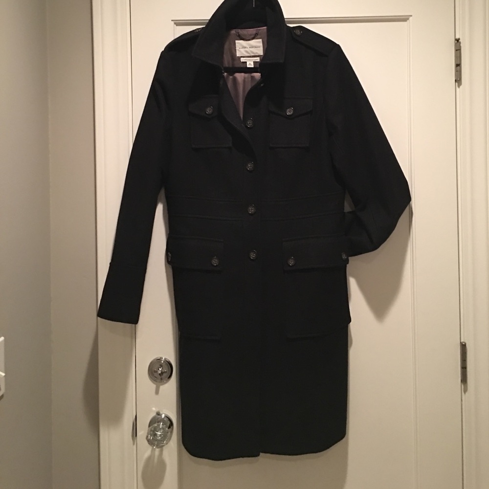 Perfect 4 Fall/Winter BR Italian fabric coat!