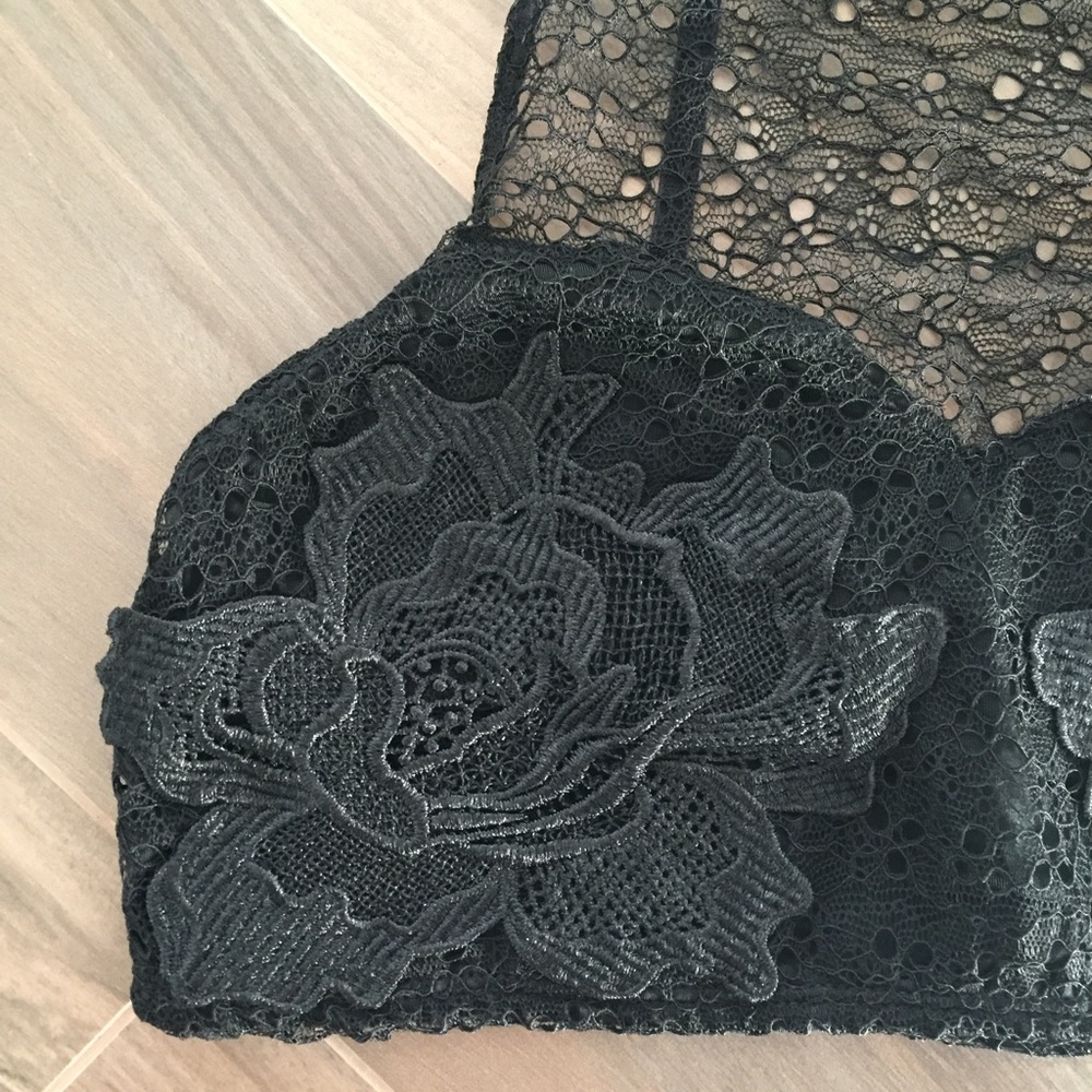 Out from Under appliqué bralette - Picture 4 of 4