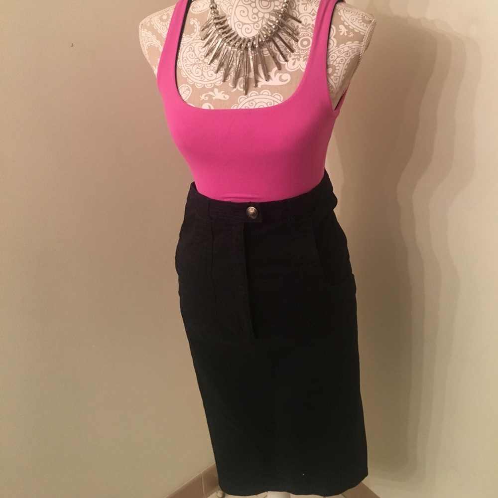 High waisted skirt