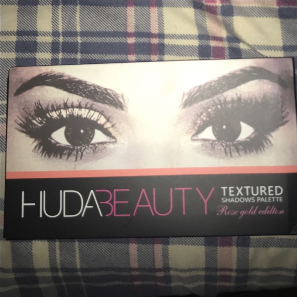 Eyeshadow. (Cash app only)