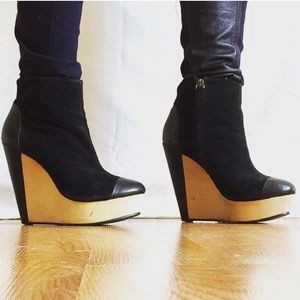 Messeca New York platform wedge heel booties 6.5