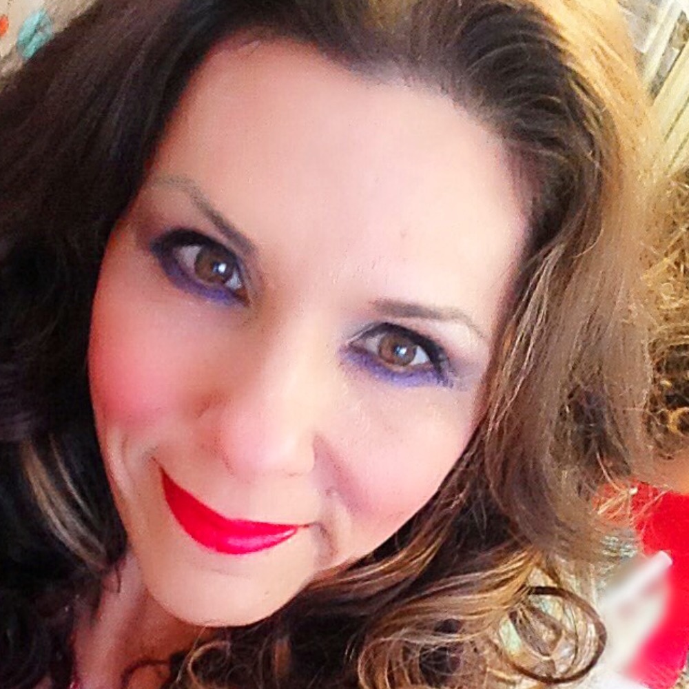 Meet your Posher, Lisa maria