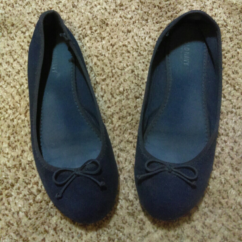 Navy blue flats