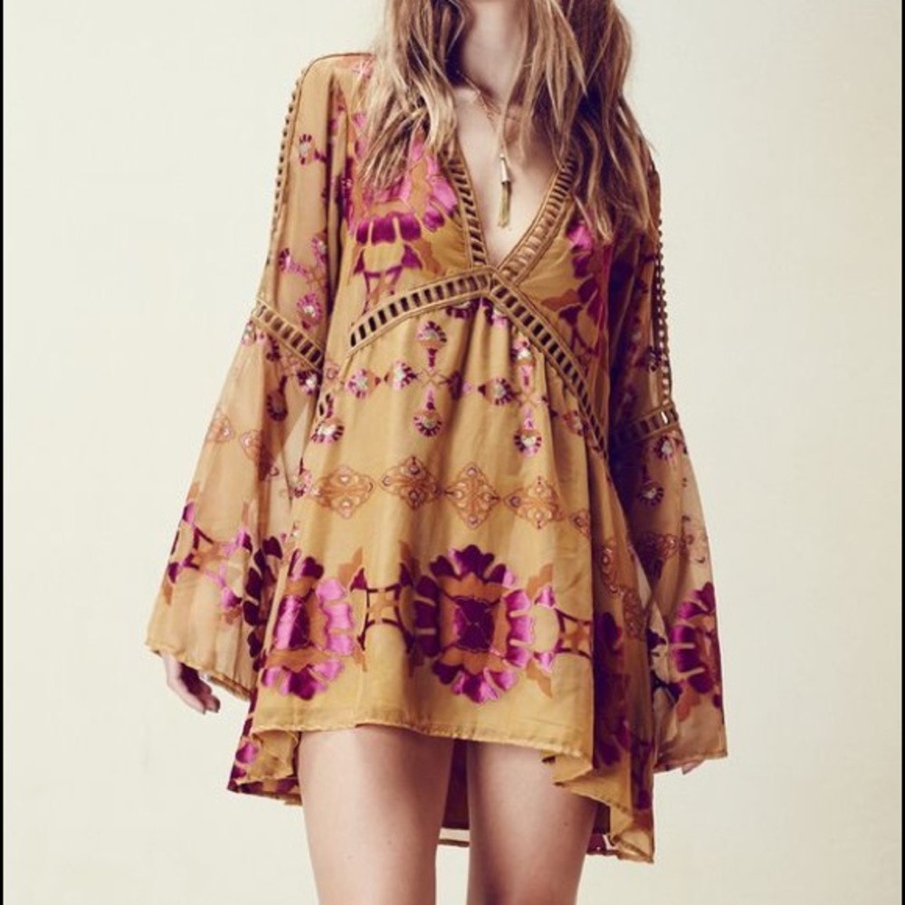 FLL Barcelona dress