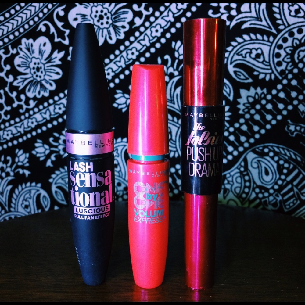 3 Maybelline New York Mascaras