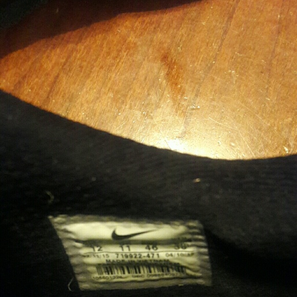 Nike Free 5.0 Running Shoes - Picture 3 of 8