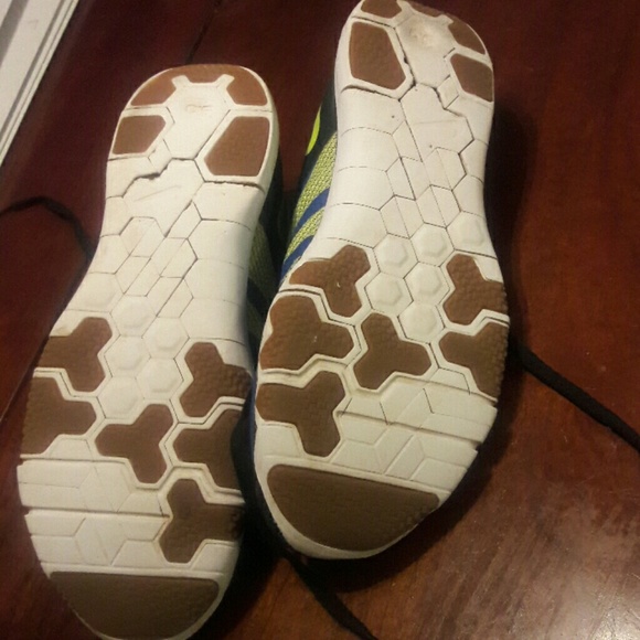 Nike Free 5.0 Running Shoes - Picture 8 of 8