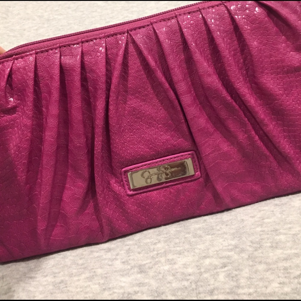 Beautiful Jessica Simpson travel wallet/wristlet