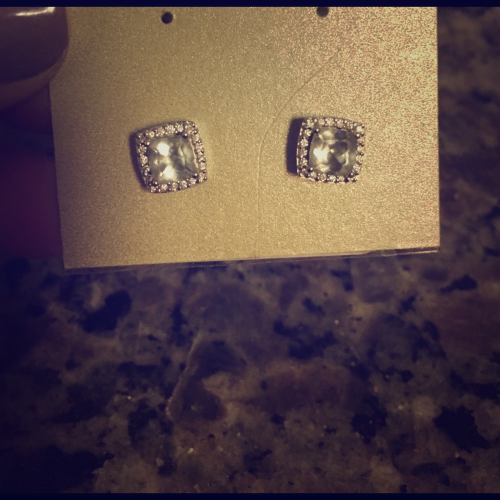 Diamond earrings