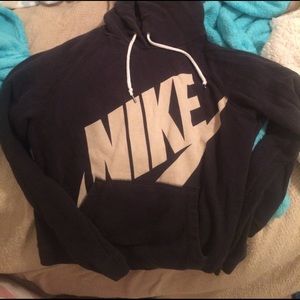 Nike sweat shirt