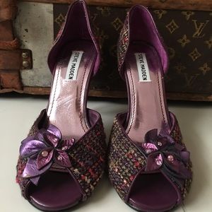 Steve Madden cute tweed peep-toe heels