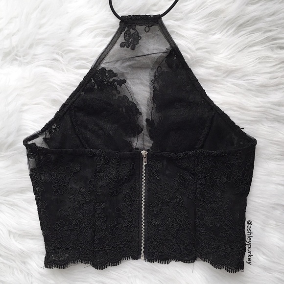 black floral embroidered halter crop top - Picture 4 of 4