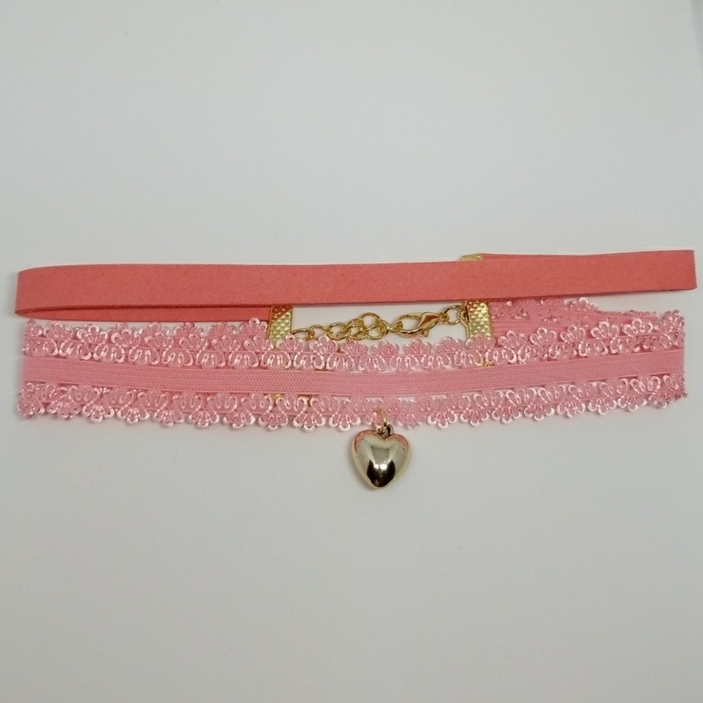 Heart Paisley Choker