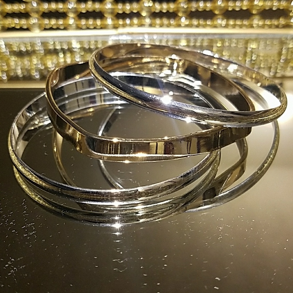 NEW! 3pc bangles in gold and silver
