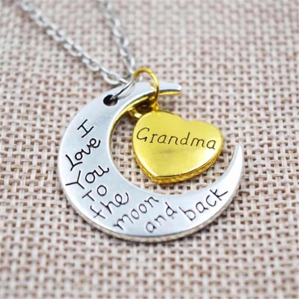 🆕 I Love You To The Moon And Back Alloy Necklace!