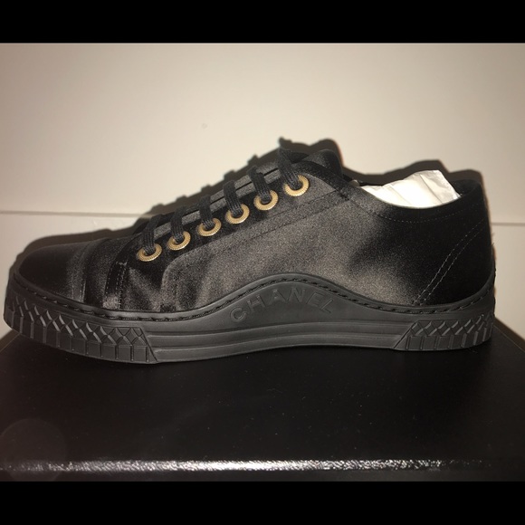 Chanel Satin Lambskin Fabric Tweed CC Sneakers 35.5 Gold  2017 Brand-New Satin Chanel Sneakers