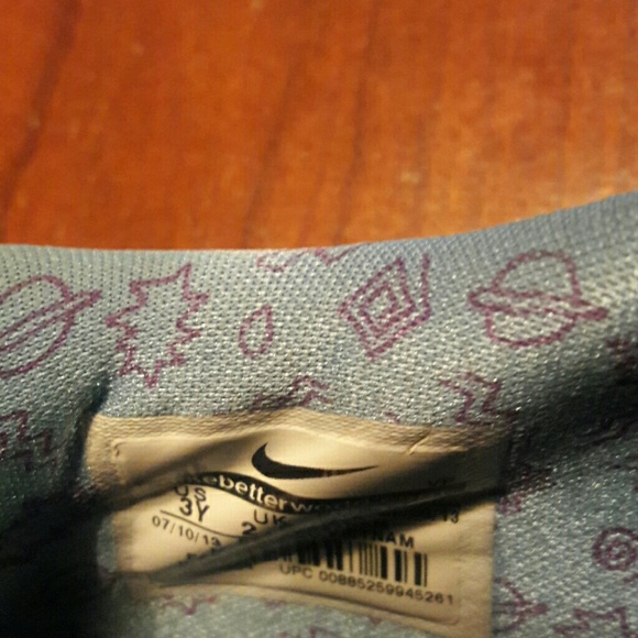 Nike KD   tenis shoes - Picture 4 of 6