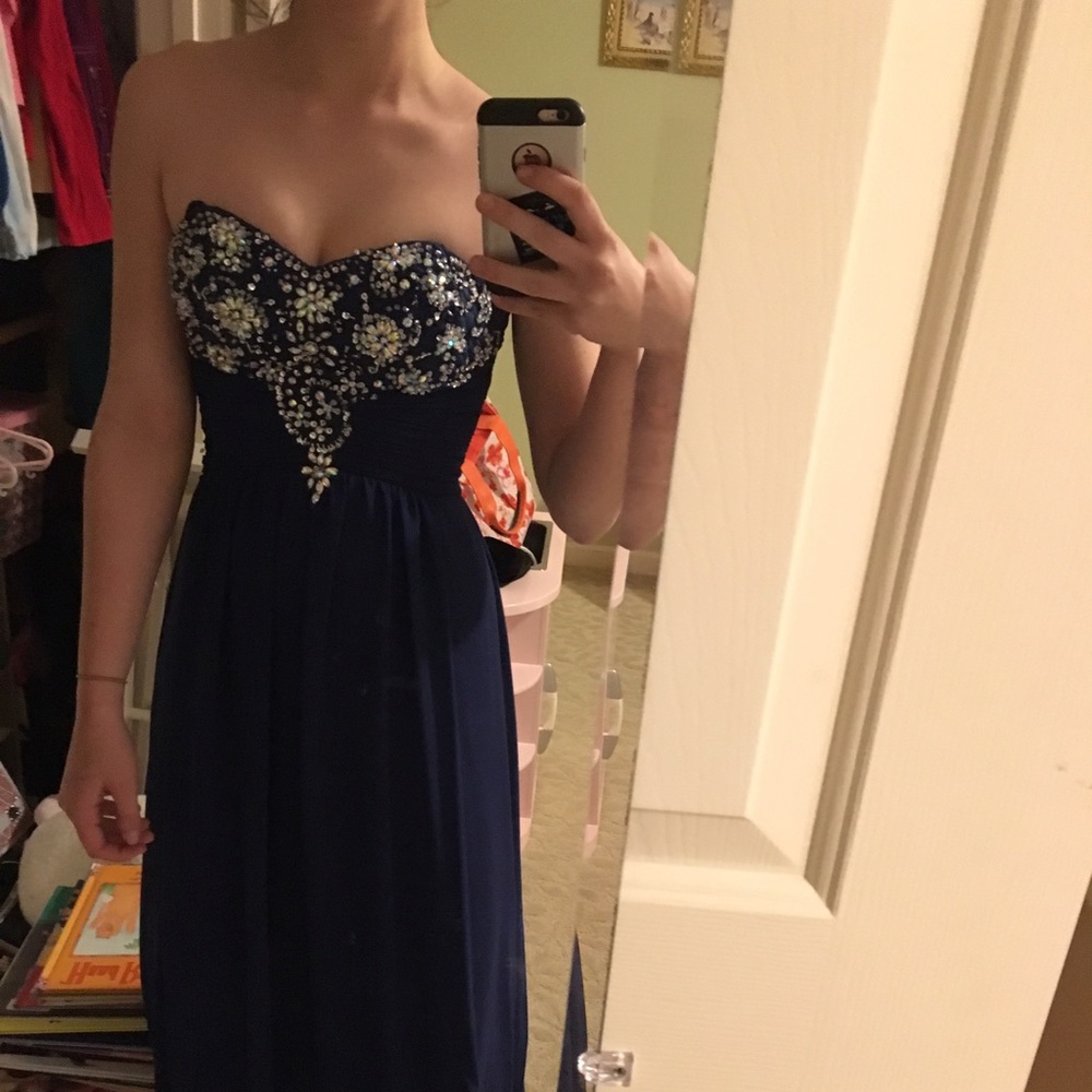 Royal blue strapless prom dress