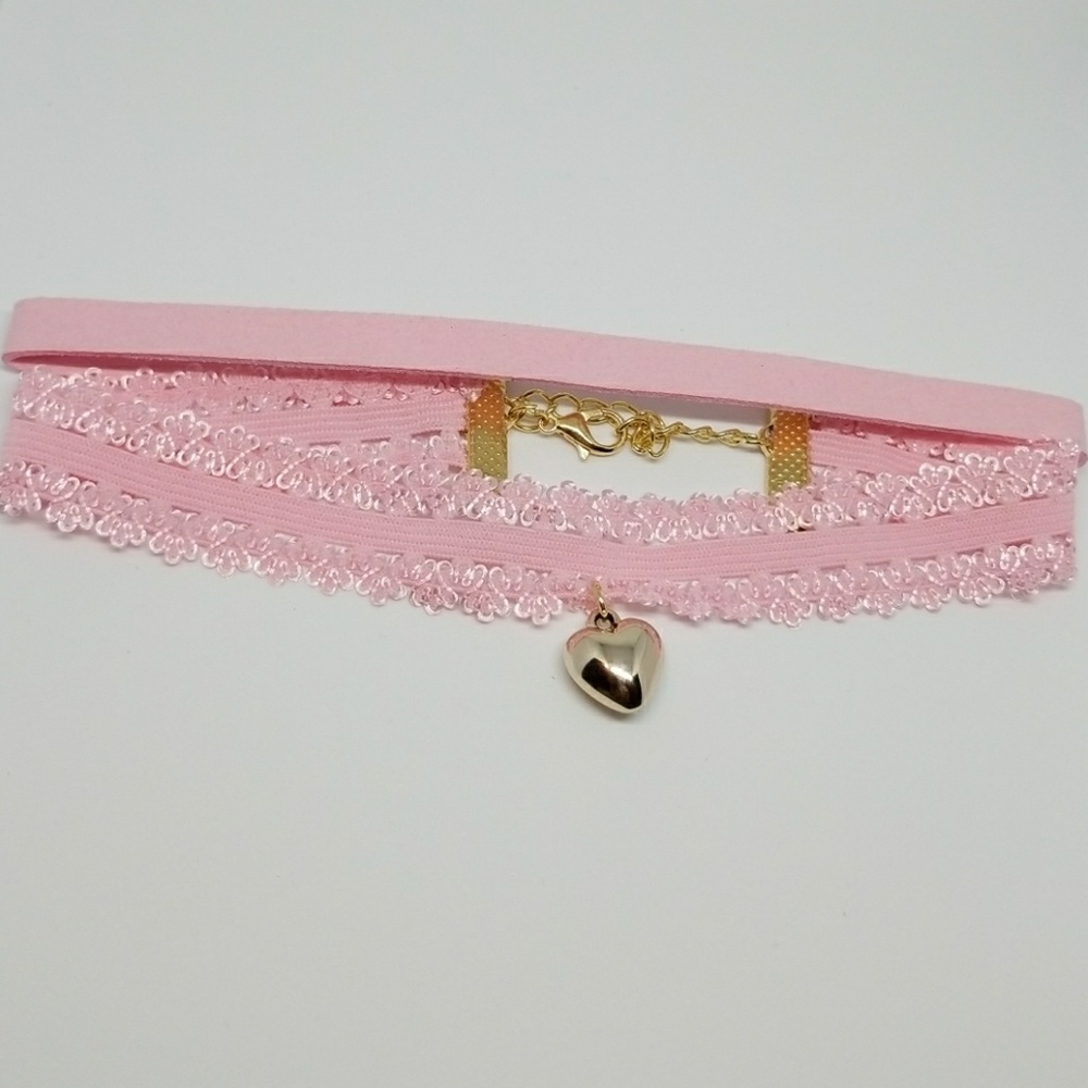 Heart Paisley Choker