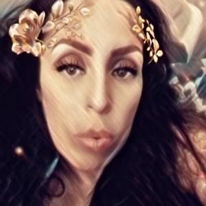 Meet your Posher, Raquel