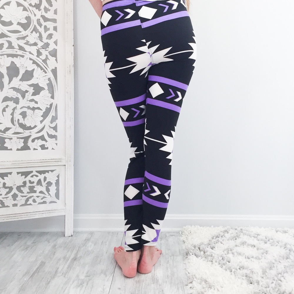Lavender Aztec Leggings - Picture 4 of 4