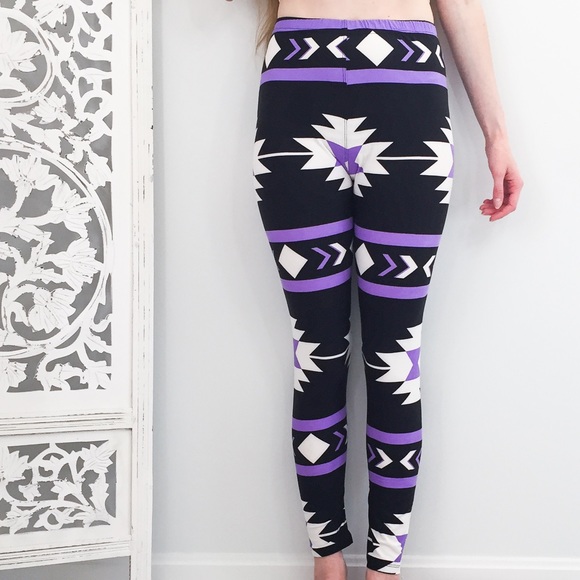 Lavender Aztec Leggings - Picture 3 of 4