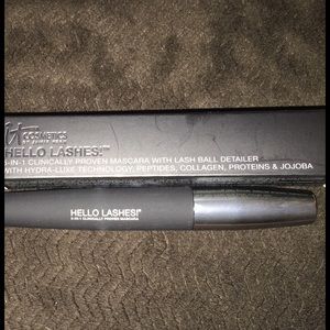 "IT COSMETICS" Hello Lashes Mascara- Black