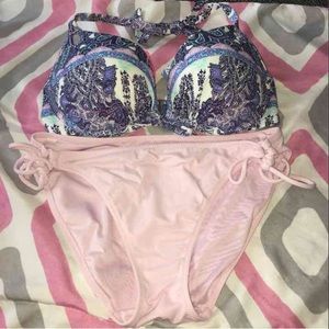 Vs 32D Paisely Gorgeous Halter TOP ONLY