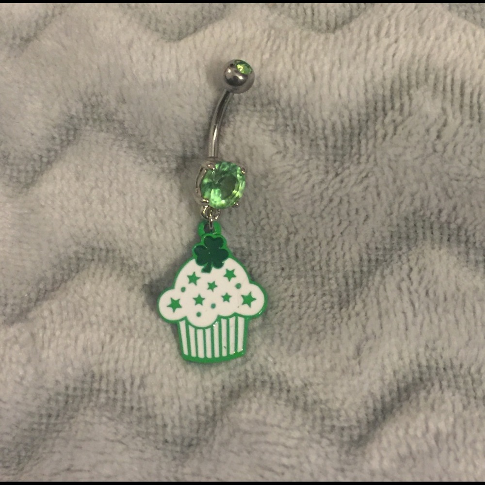 Belly ring cupcake shamrock - Picture 1 of 3