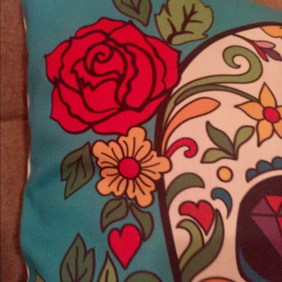 NWT Aqua, Red & Purple Skull Decorative Pillow π - Picture 7 of 7