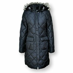 The Northface Women's redhook 550 down parka