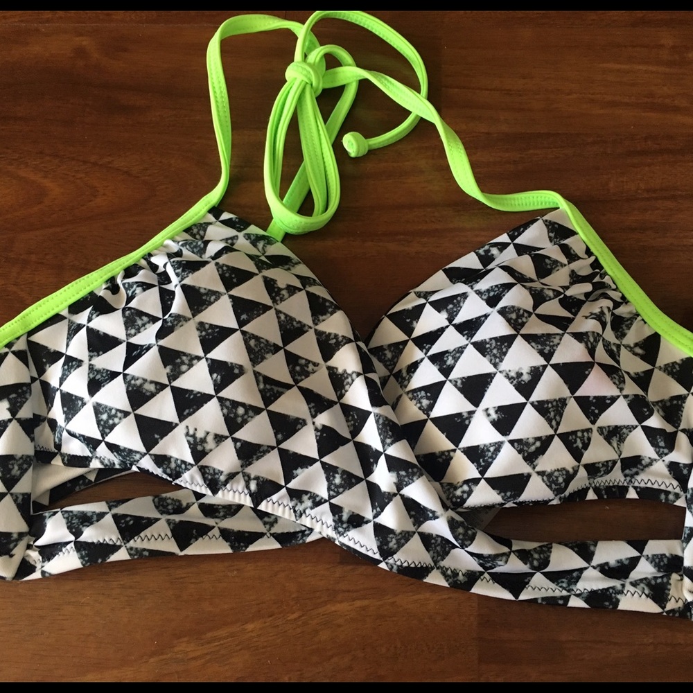 VS bikini