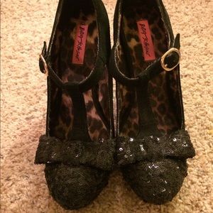 Betsey Johnson heels size 9