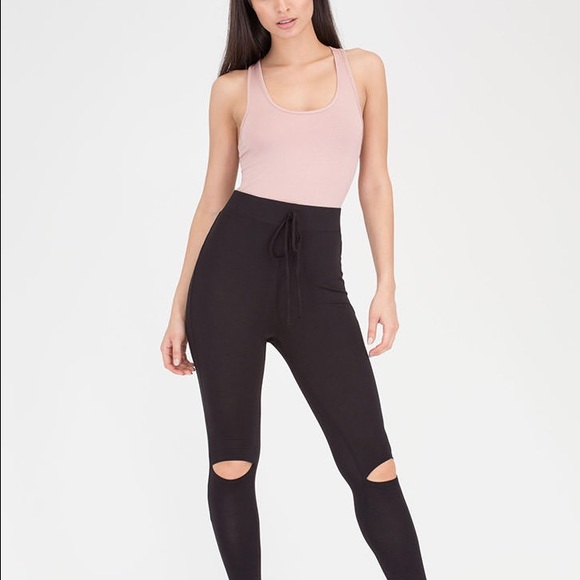 Tummy Control Cutout leggings - Picture 5 of 5