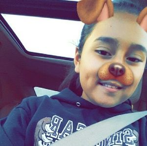 Meet your Posher, Elisa