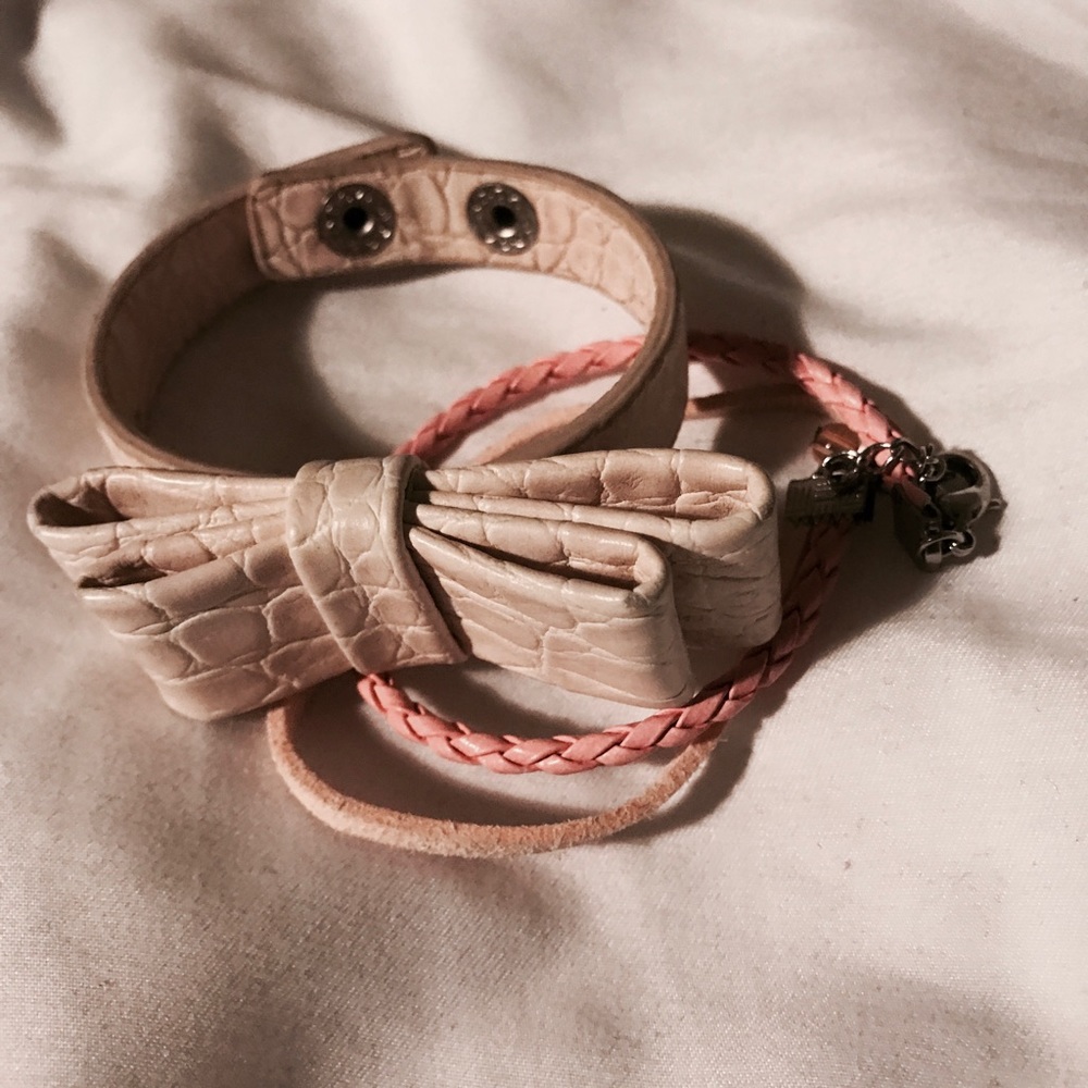 ARM CANDY.