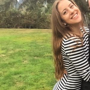 Meet your Posher, Kayla