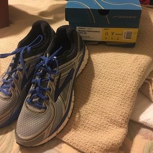 BROOKS ADRENALINE  GTS 16