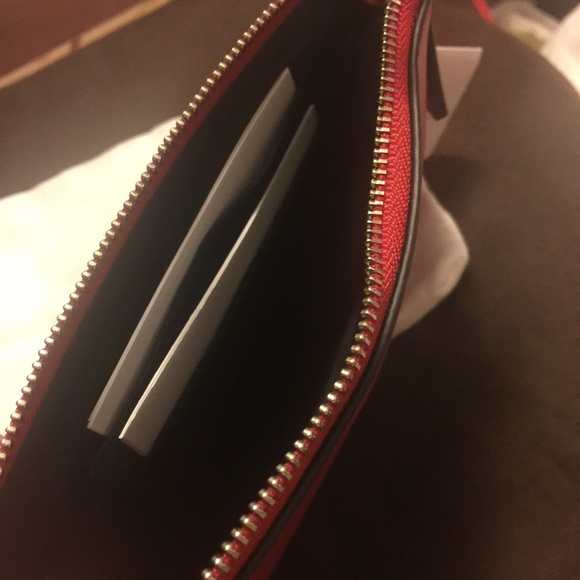 Authentic Coach Snoopy Leather Wristlet w/dust bag - Picture 3 of 4