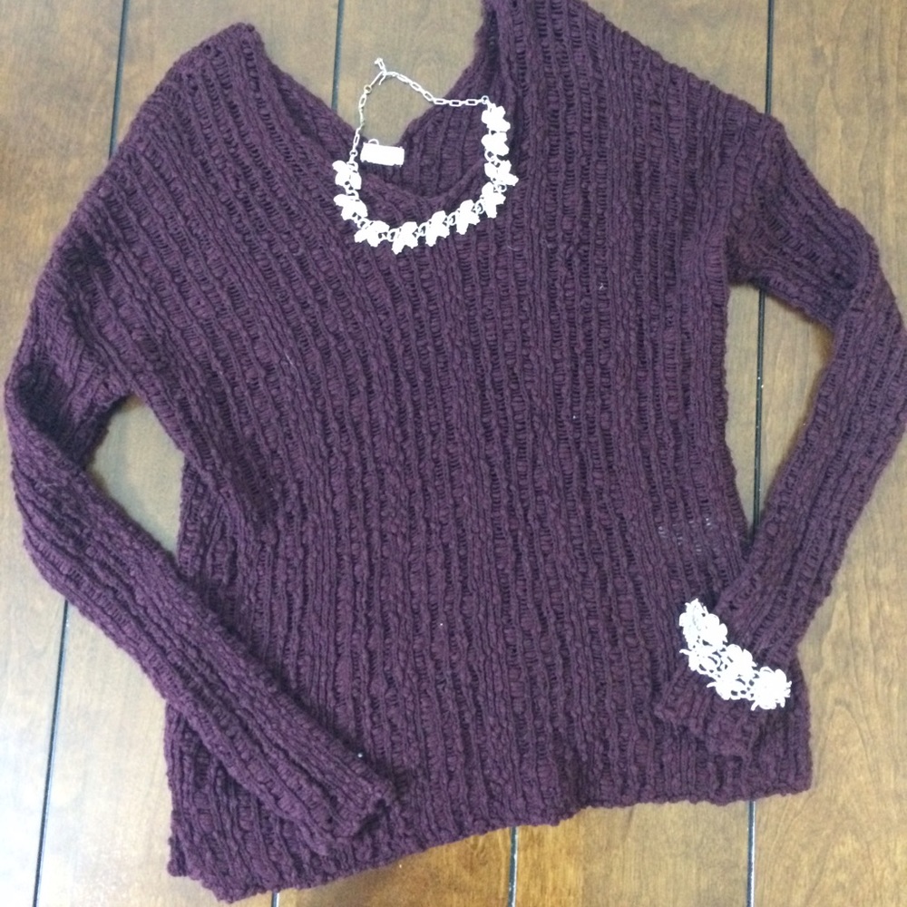 🔥 sale Garage maroon v neck sweater - Picture 1 of 3